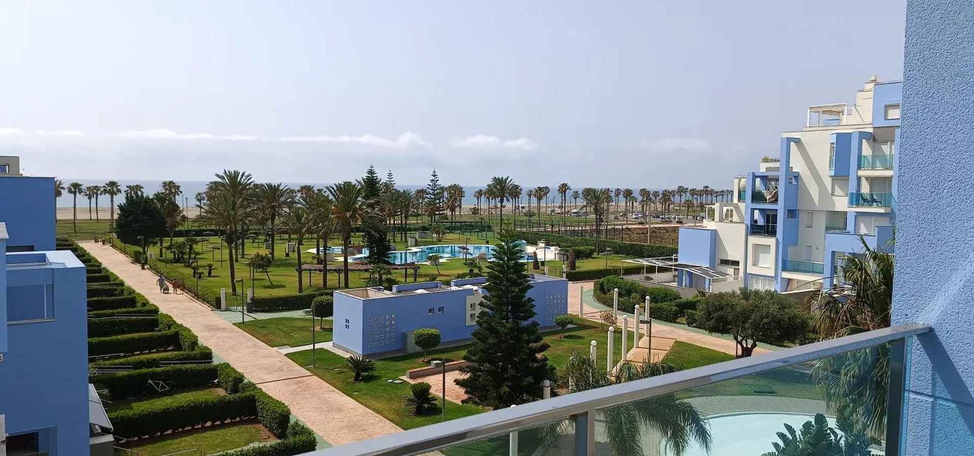 Beautiful 2 Bedroom Penthouse contacts